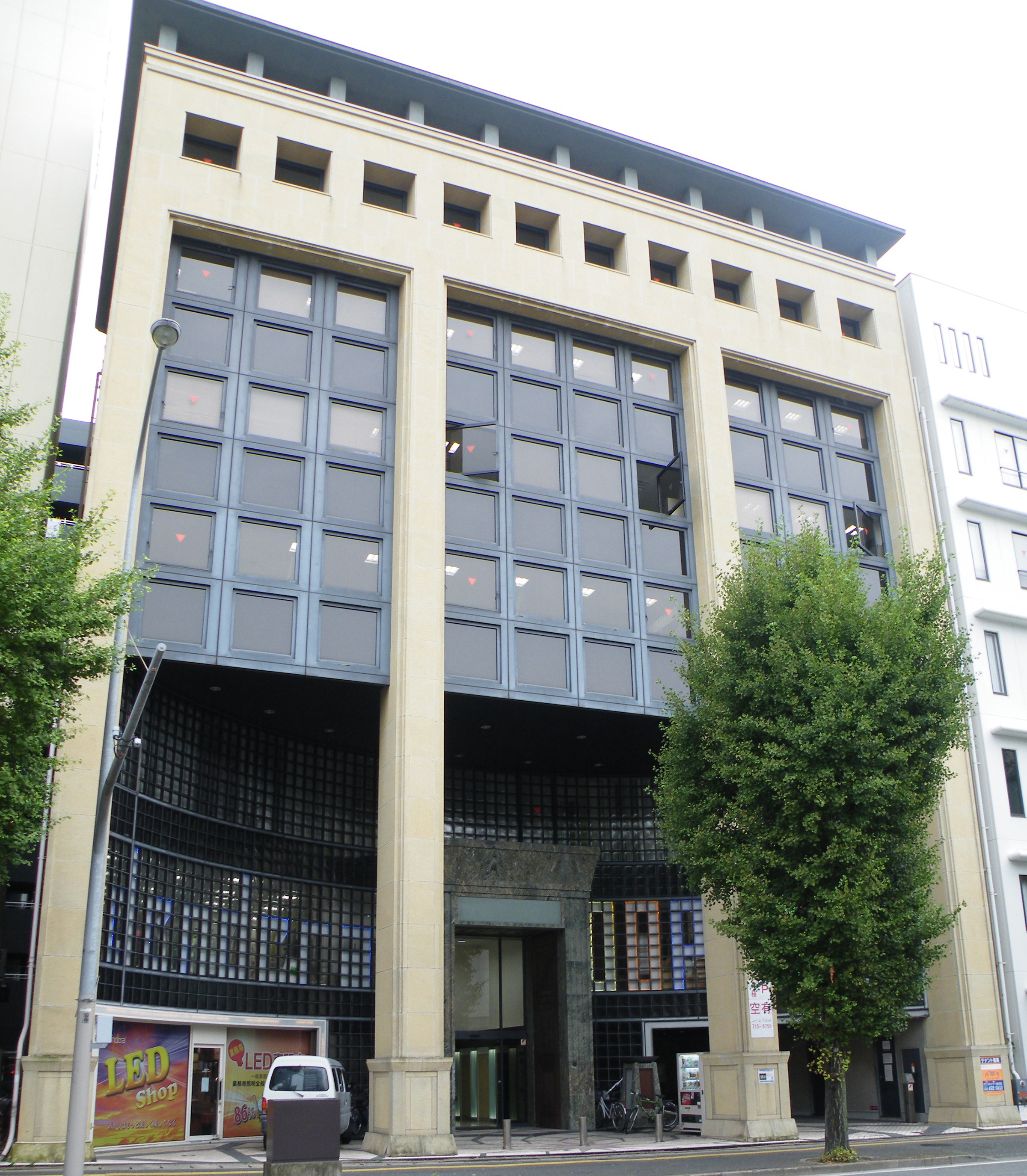 株式会社オーパーツ